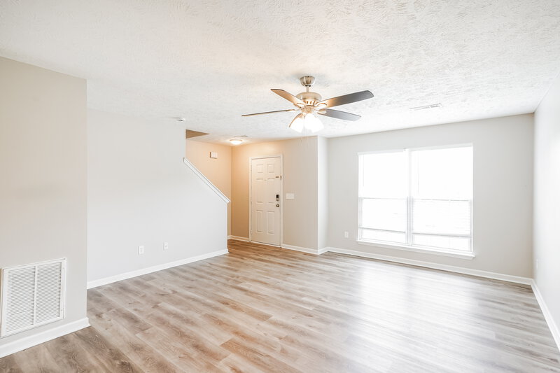 1,985/Mo, 4006 Deer Run Trace Spring Hill, TN 37174 Living Room View