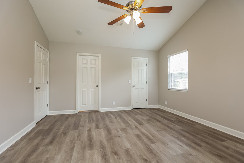 2,220/Mo, 429 Southwood Dr Nashville, TN 37217 Main Bedroom View