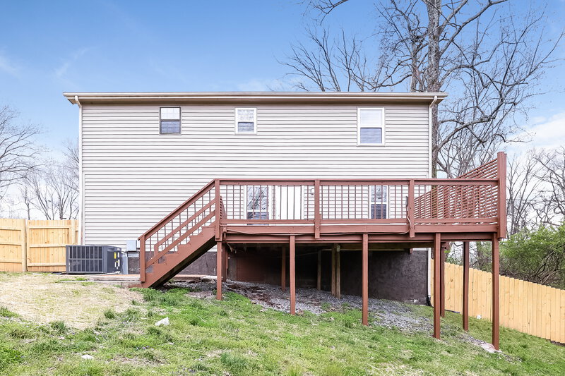 2,220/Mo, 429 Southwood Dr Nashville, TN 37217 Rear View