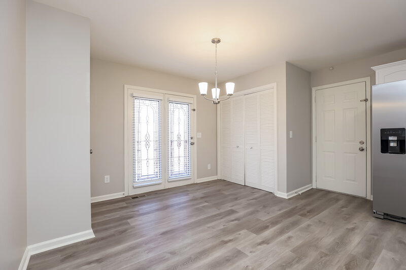 3,230/Mo, 2025 Skyline Dr Goodlettsville, TN 37072 Dining Room View 2