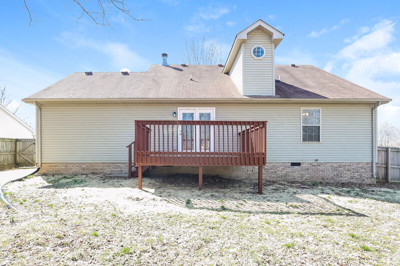 3,230/Mo, 2025 Skyline Dr Goodlettsville, TN 37072 Rear View