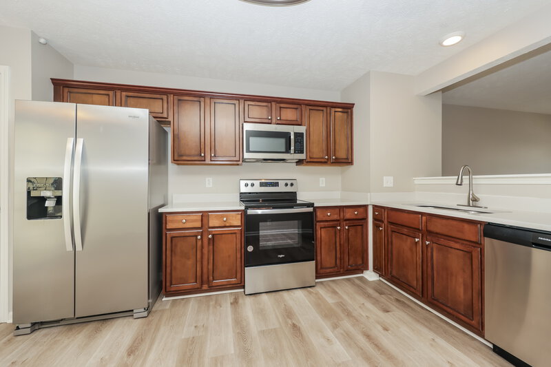 1,335/Mo, 2961 S Rutherford Blvd Apt B7 Murfreesboro, TN 37130 Kitchen View