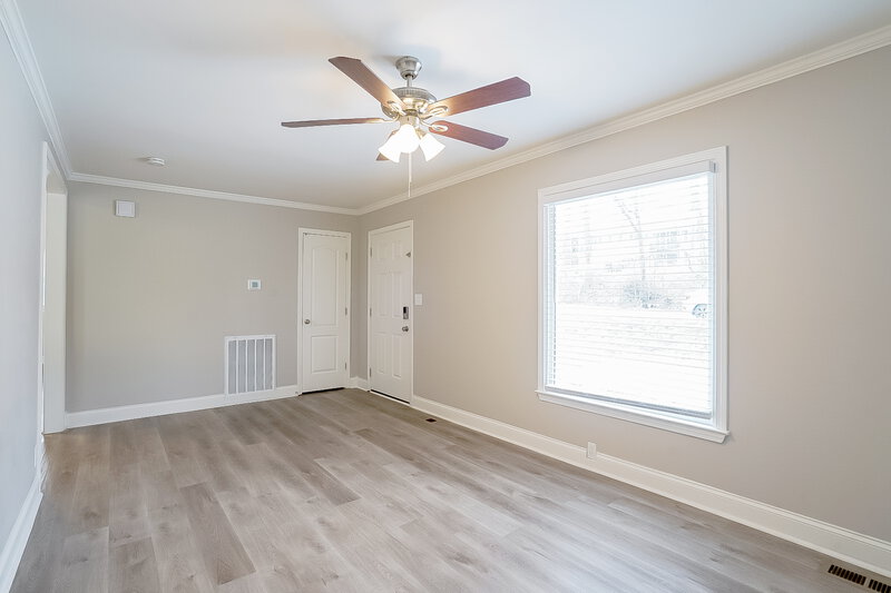 1,615/Mo, 2614 Sterling Boone Dr Nashville, TN 37210 Living Room View 2