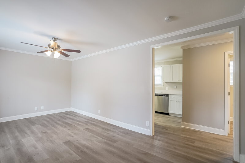 1,615/Mo, 2614 Sterling Boone Dr Nashville, TN 37210 Living Room View 4