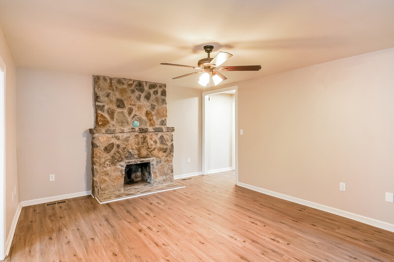 2,395/Mo, 587 Shun Pike Cottontown, TN 37048 Misc View 2