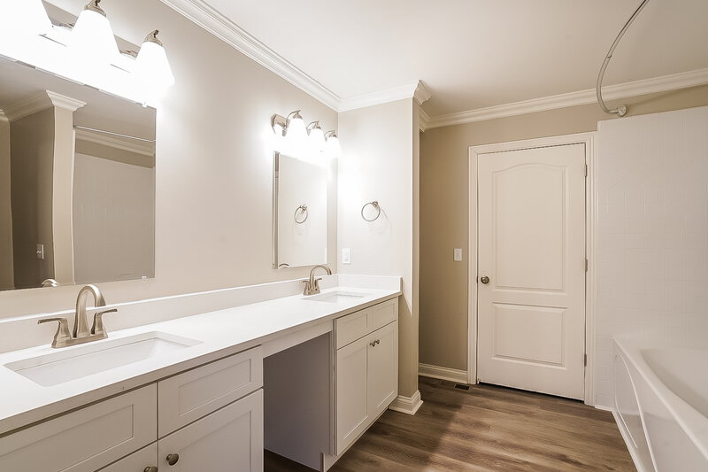 3,640/Mo, 505 Hopewood Ct Franklin, TN 37064 Main Bathroom View