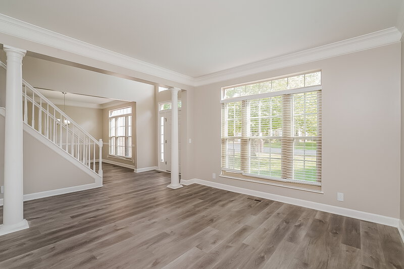 3,295/Mo, 7817 Haydenberry Cv Nashville, TN 37221 Sitting Room View