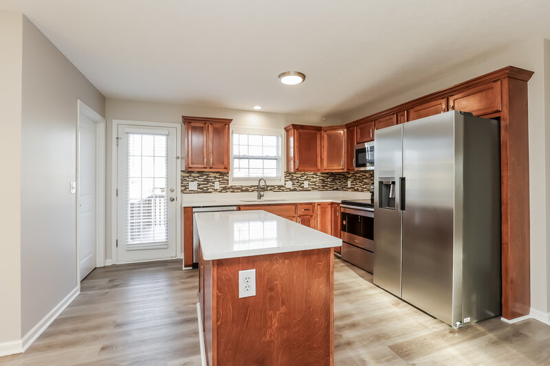 1,645/Mo, 318 Gallop Ln Springfield, TN 37172 Kitchen View 2