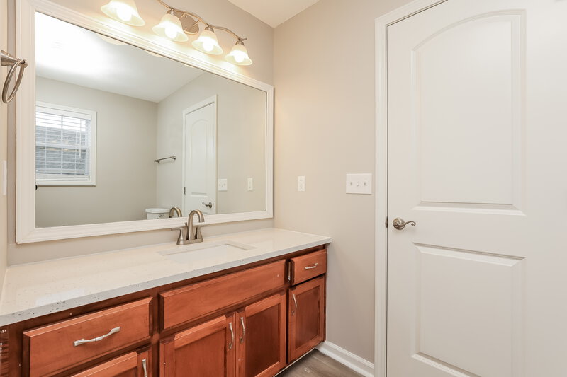 1,645/Mo, 318 Gallop Ln Springfield, TN 37172 Bathroom View