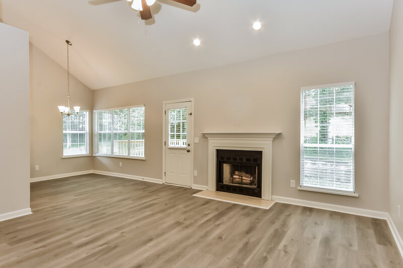 2,395/Mo, 632 Magnolia Ln Nashville, TN 37211 Living Room View