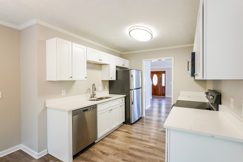 3,085/Mo, 3408 Cobble St Nashville, TN 37211 Kitchen View 2