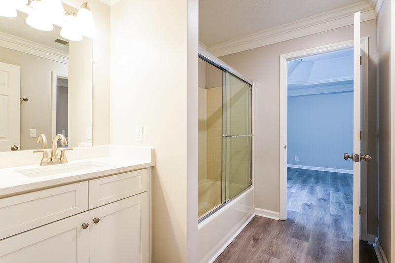 3,085/Mo, 3408 Cobble St Nashville, TN 37211 Bathroom View