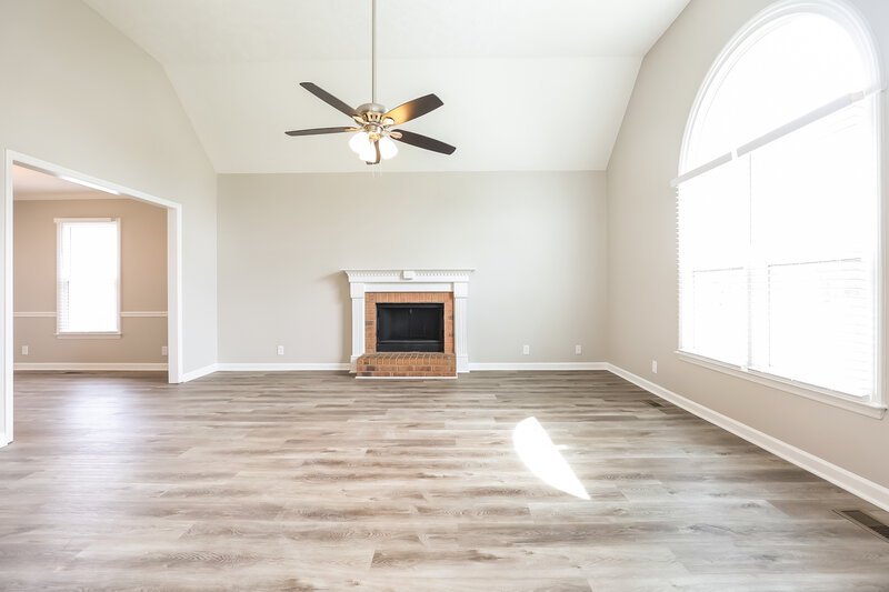 2,810/Mo, 2237 Red Mile Rd Murfreesboro, TN 37127 Living Room View
