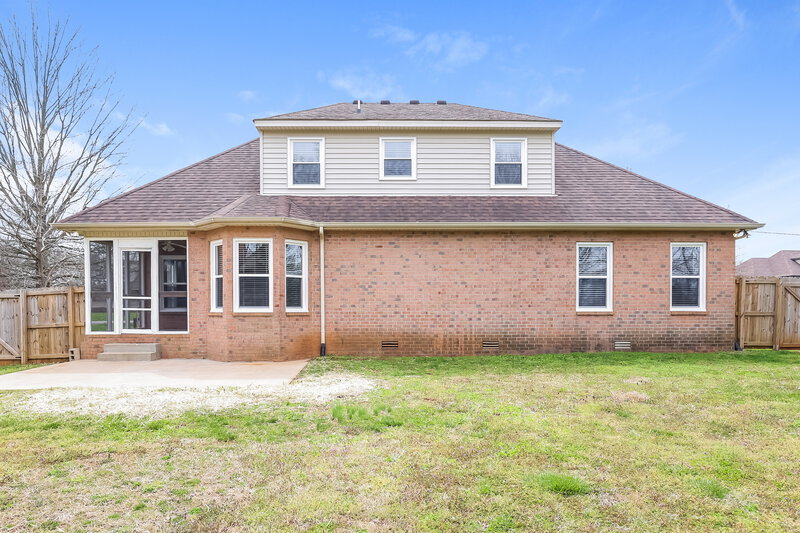 2,810/Mo, 2237 Red Mile Rd Murfreesboro, TN 37127 Rear View
