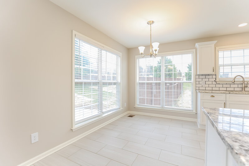 2,380/Mo, 434 N Rocky Top St Gallatin, TN 37066 Dining Room View