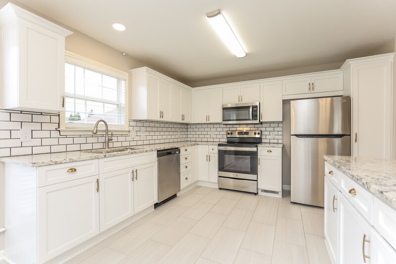 2,380/Mo, 434 N Rocky Top St Gallatin, TN 37066 Kitchen View