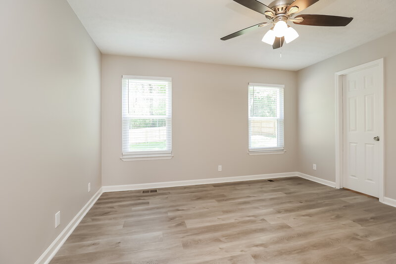 2,500/Mo, 3068 Chateau Valley Dr Nashville, TN 37207 Main Bedroom View 2