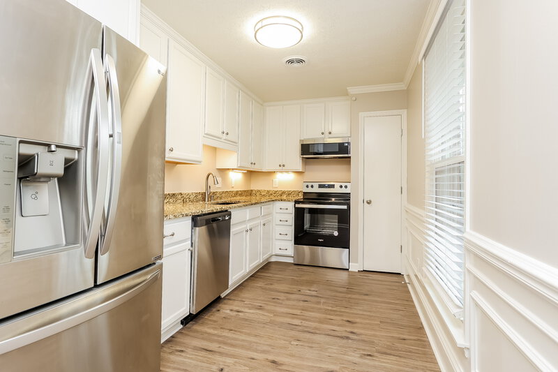 2,205/Mo, 119 Ashland Dr Ashland City, TN 37015 Kitchen View