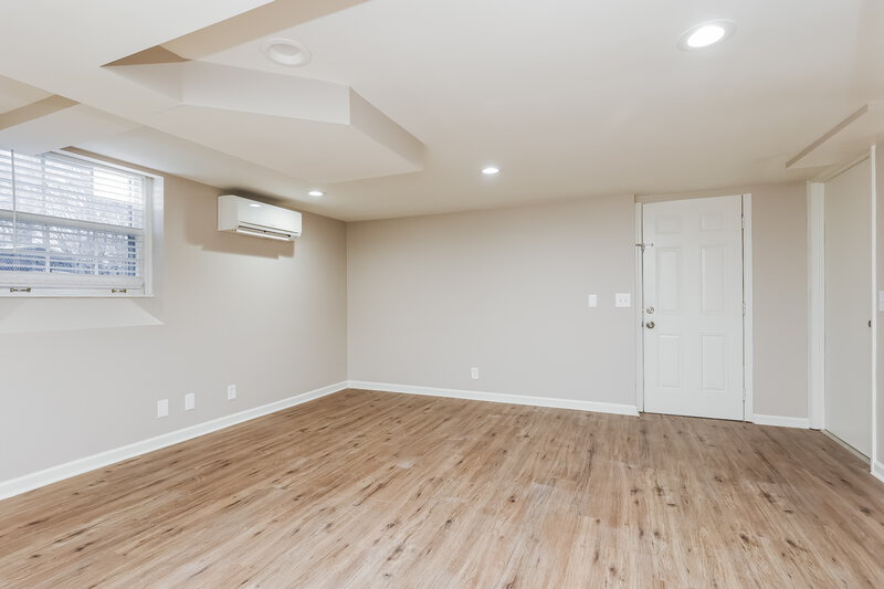 2,205/Mo, 119 Ashland Dr Ashland City, TN 37015 Family Room View