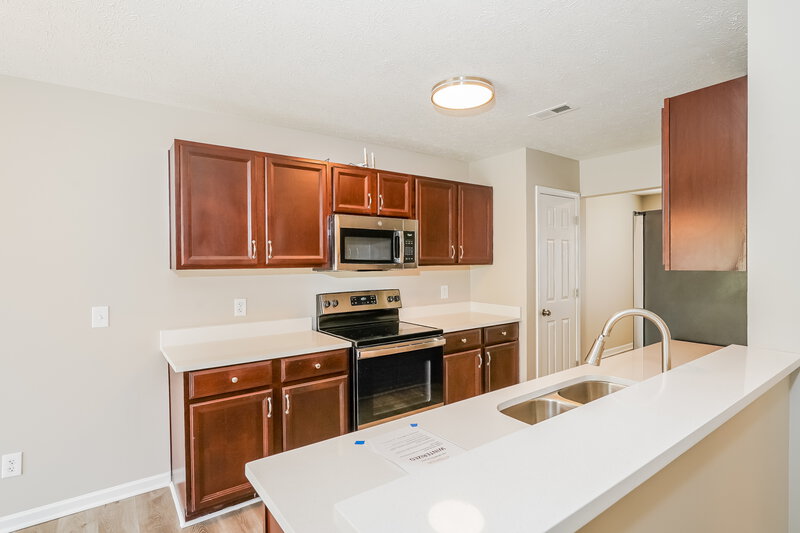 2,605/Mo, 123 Ivy Hill Ln Goodlettsville, TN 37072 Kitchen View 2