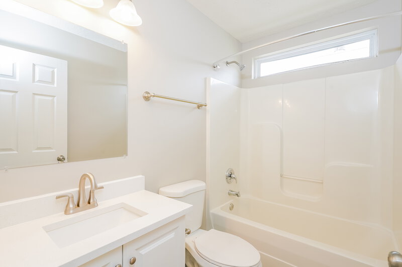 2,605/Mo, 123 Ivy Hill Ln Goodlettsville, TN 37072 Bathroom View