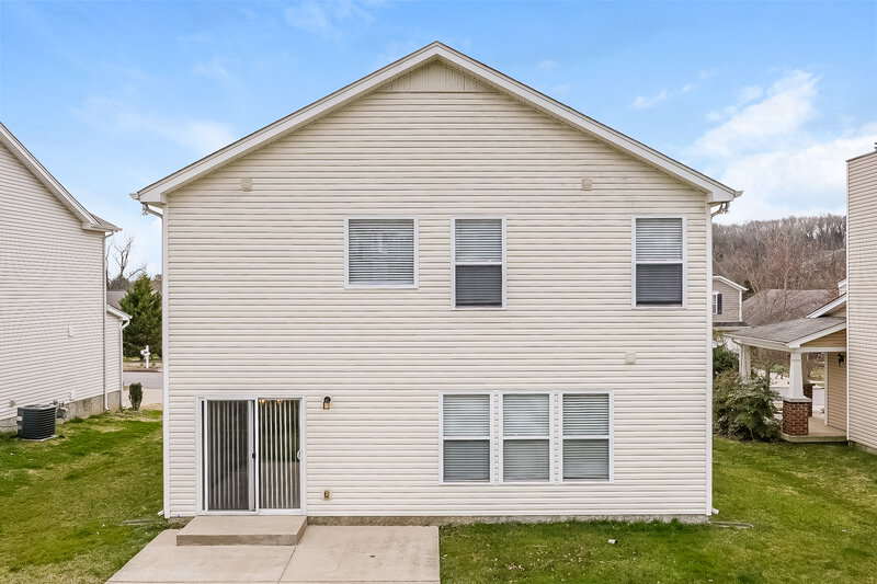 2,605/Mo, 123 Ivy Hill Ln Goodlettsville, TN 37072 Rear View