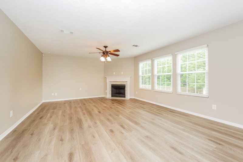3,740/Mo, 1102 Seven Oaks Blvd Smyrna, TN 37167 Living Room View