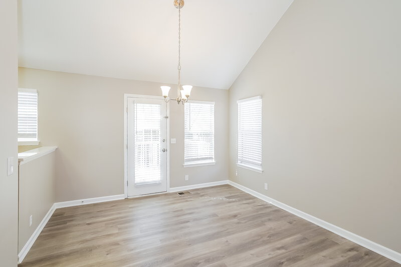 1,825/Mo, 217 Fitzpatrick Pl Nashville, TN 37214 Dining Room View 2