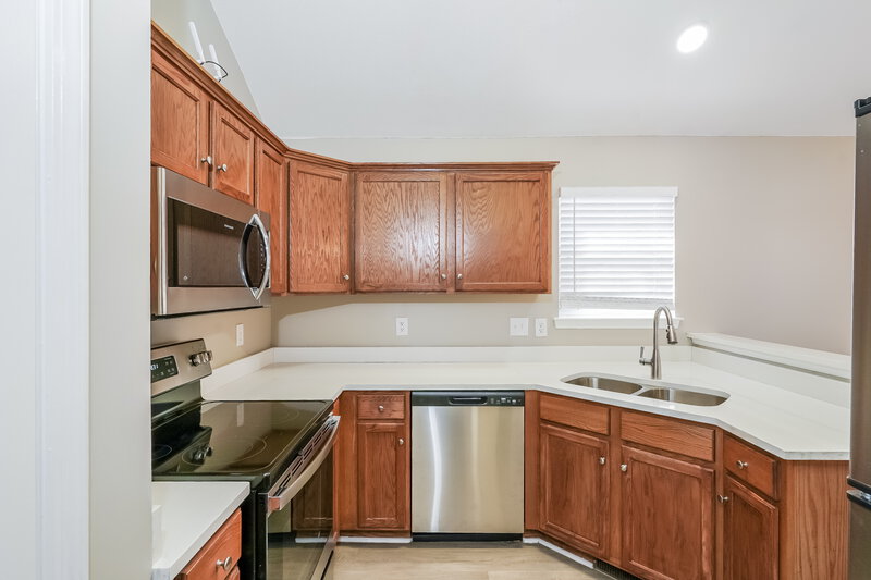 1,825/Mo, 217 Fitzpatrick Pl Nashville, TN 37214 Kitchen View