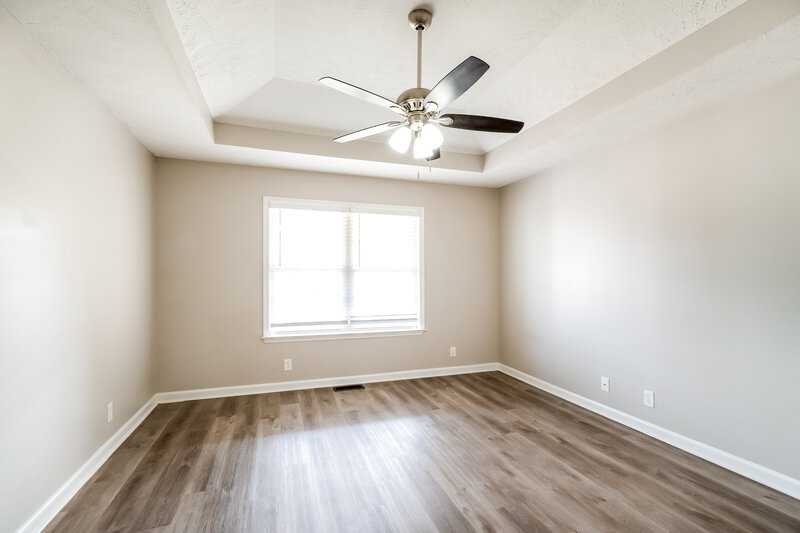 2,310/Mo, 5304 Sunnyvale Dr Antioch, TN 37013 Main Bedroom View