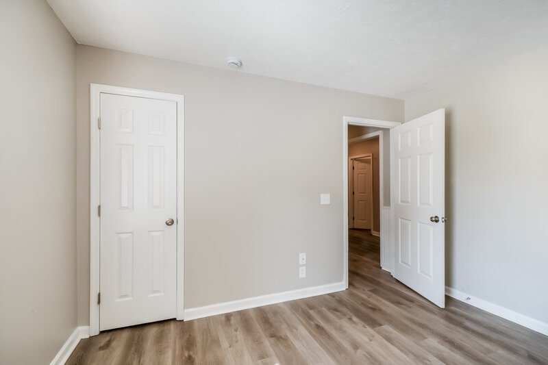 2,310/Mo, 5304 Sunnyvale Dr Antioch, TN 37013 Bedroom View