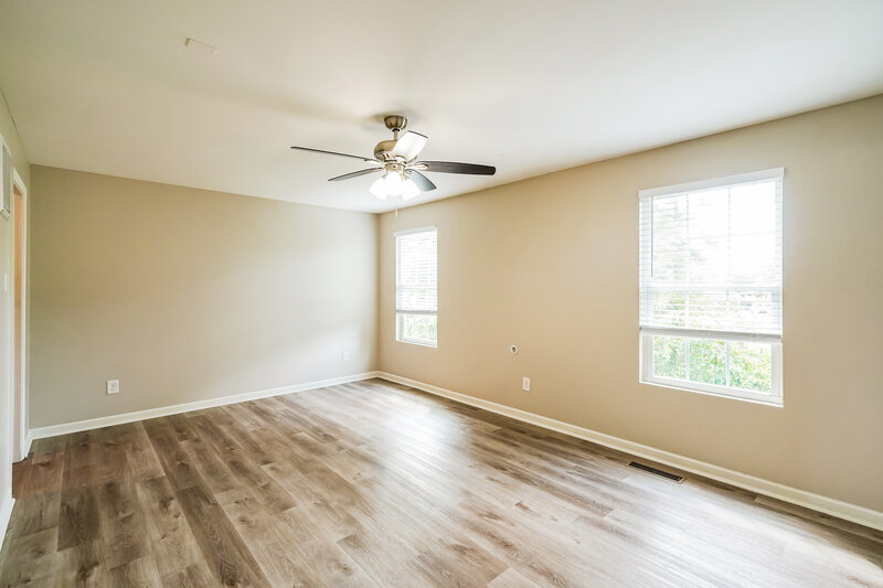 2,495/Mo, 5320 Ryan Allen Cir Whites Creek, TN 37189 Main Bedroom View 2