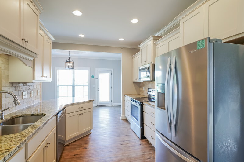 4,230/Mo, 156 Branham Mill Rd Gallatin, TN 37066 Kitchen View