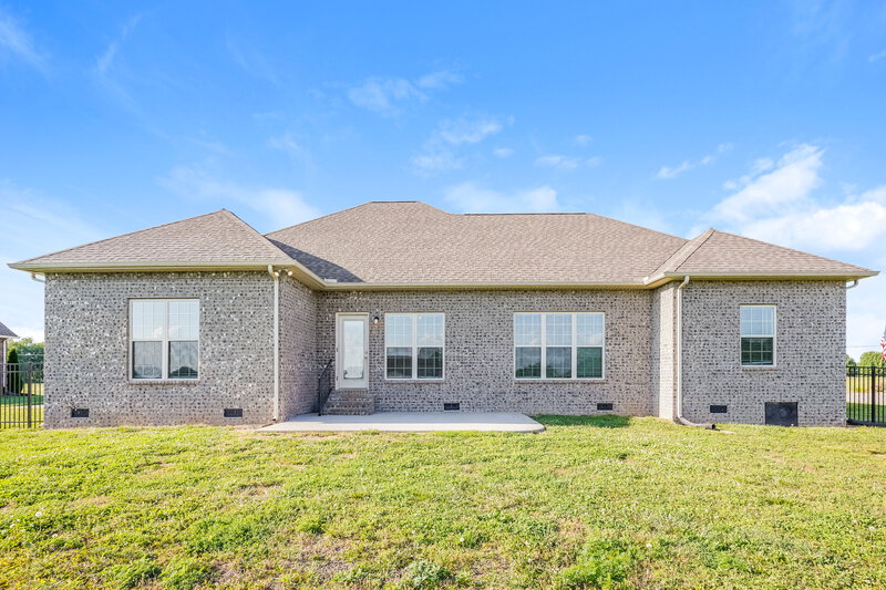 4,230/Mo, 156 Branham Mill Rd Gallatin, TN 37066 Rear View