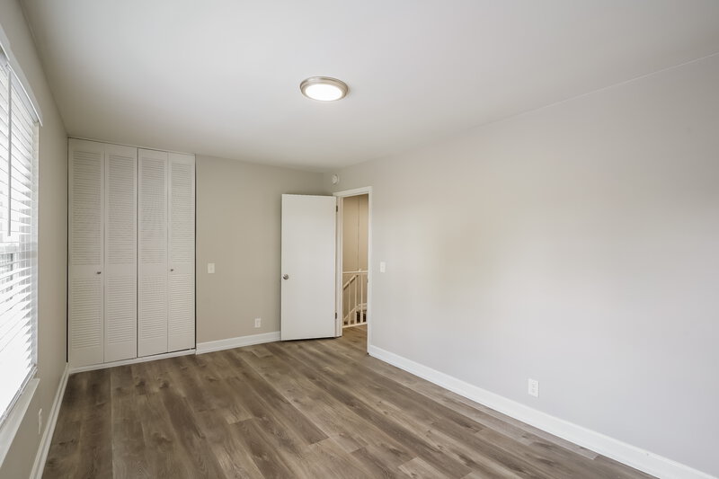 2,265/Mo, 4000 Anderson Rd Apt 53 Nashville, TN 37217 Bedroom View