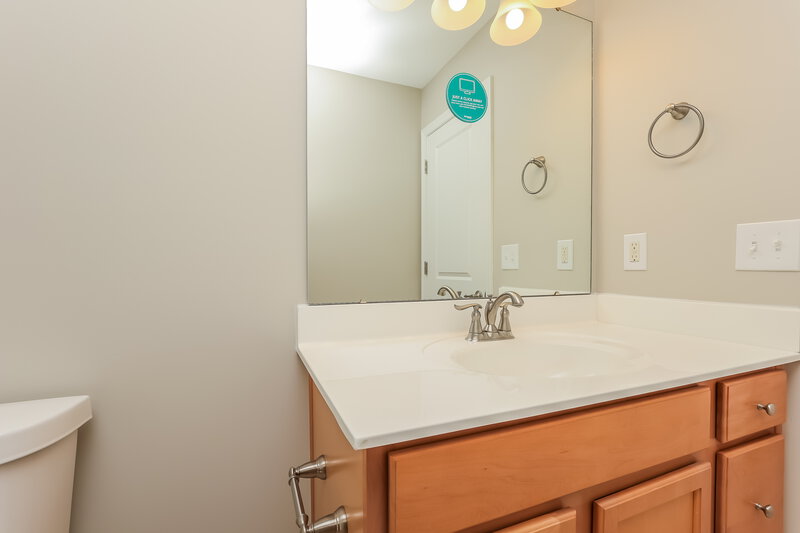 2,730/Mo, 408 Parmley Ln Nashville, TN 37207 Bathroom View