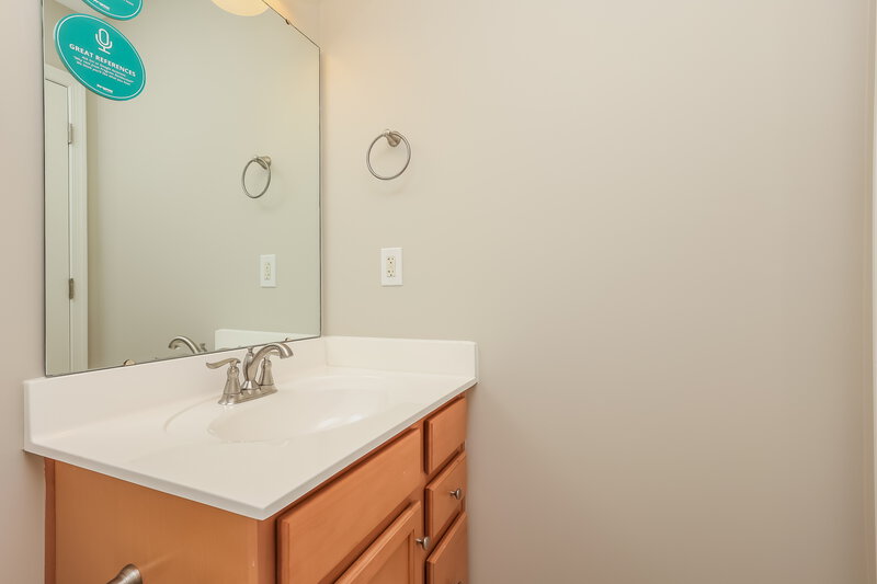 2,730/Mo, 408 Parmley Ln Nashville, TN 37207 Bathroom View 3