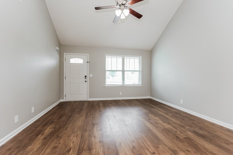 2,990/Mo, 4415 Prometheus Way Murfreesboro, TN 37128 Living Room View