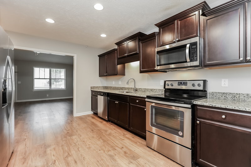 2,990/Mo, 4415 Prometheus Way Murfreesboro, TN 37128 Kitchen View 2