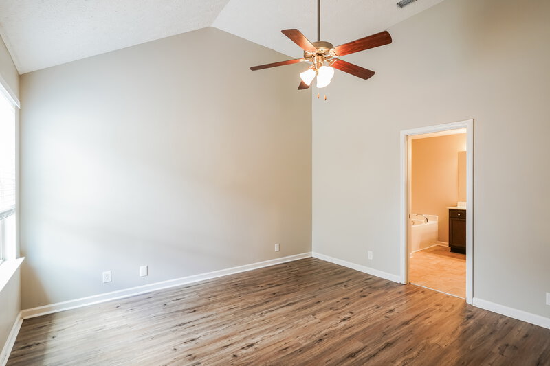 2,240/Mo, 4415 Prometheus Way Murfreesboro, TN 37128 Main Bedroom View