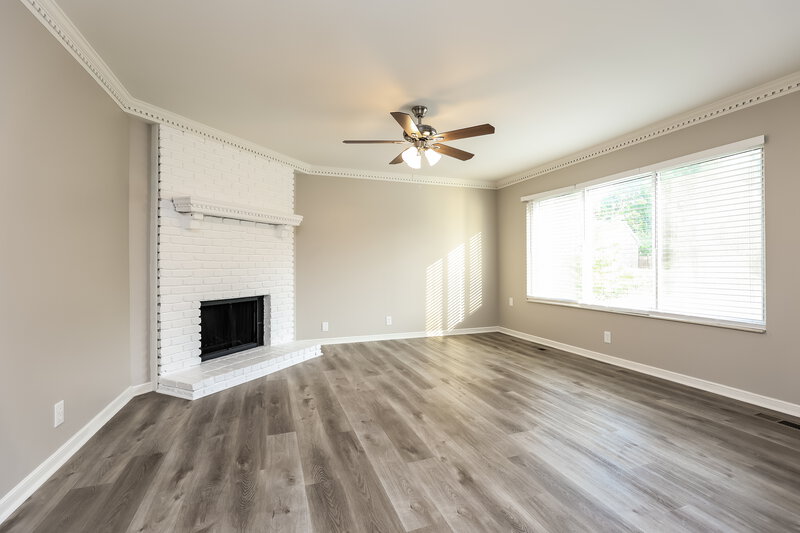 2,400/Mo, 5173 Roxborough Dr Hermitage, TN 37076 Living Room View