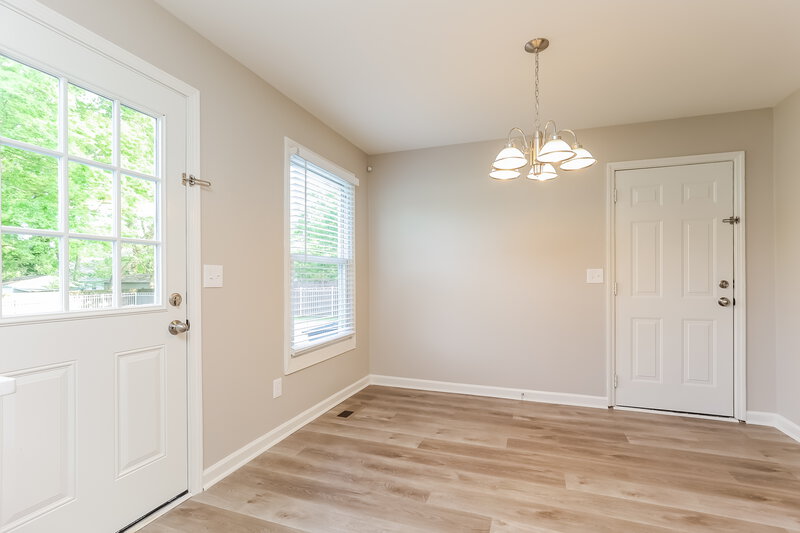 2,150/Mo, 1506 River Rock Blvd Murfreesboro, TN 37128 Dining Room View 2