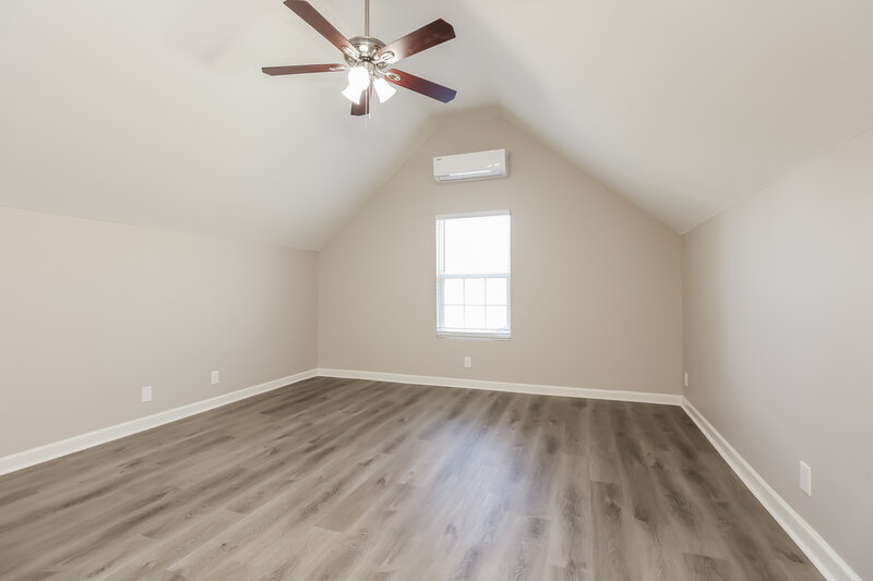 2,005/Mo, 5074 Boyd Dr Murfreesboro, TN 37129 Main Bedroom View 2