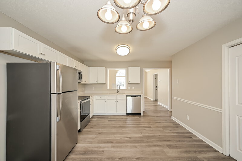 1,910/Mo, 1912 Guildford Dr La Vergne, TN 37086 Kitchen View 3