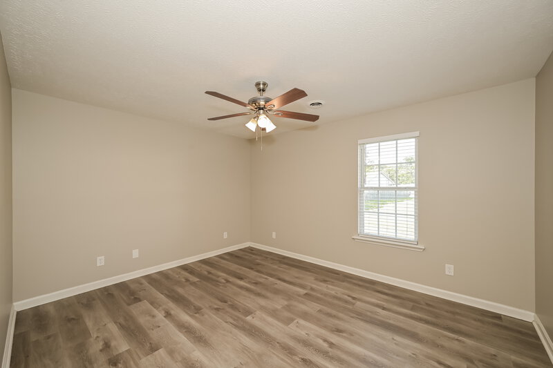 1,910/Mo, 1912 Guildford Dr La Vergne, TN 37086 Main Bedroom View