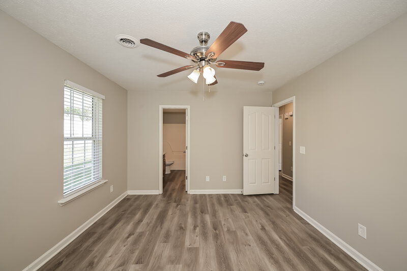 1,910/Mo, 1912 Guildford Dr La Vergne, TN 37086 Main Bedroom View 2