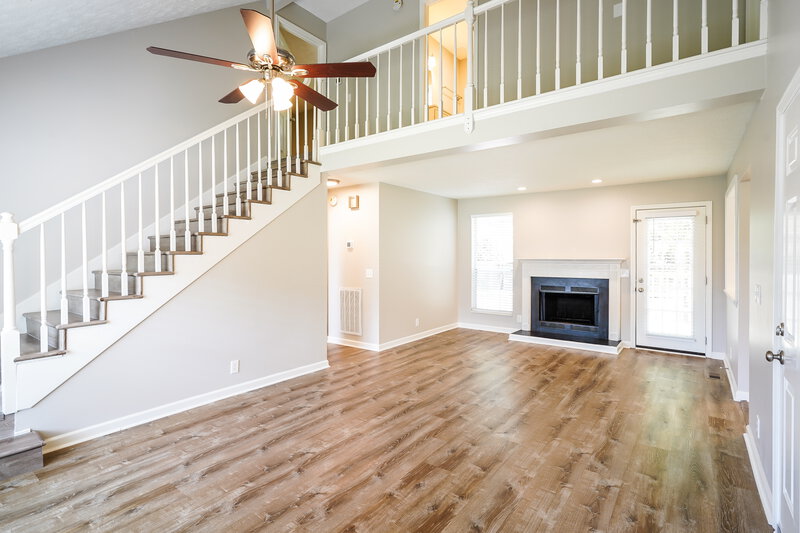 2,150/Mo, 811 Neelys Chase Dr Madison, TN 37115 Living Room View