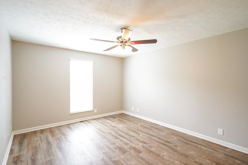 2,150/Mo, 811 Neelys Chase Dr Madison, TN 37115 Main Bedroom View