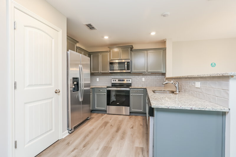 2,290/Mo, 237 Eusa Cantrell Ln Smyrna, TN 37167 Kitchen View