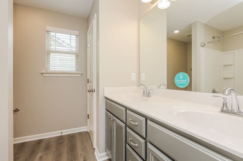 2,290/Mo, 237 Eusa Cantrell Ln Smyrna, TN 37167 Main Bathroom View